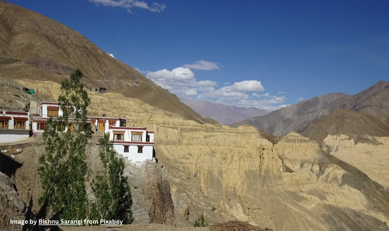 facts about ladakh, Lamayuru moonland