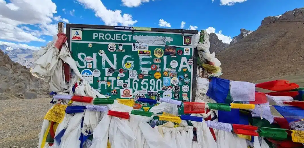 Singe la Pass, Passes in Ladakh